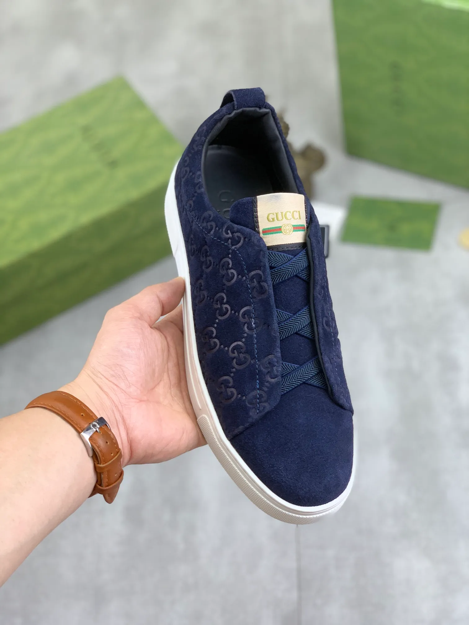 Men's shoes 💰P460💰[New model] (GUCCI) official website's latest 🎁🎁casual and fashionable men's shoes👟, hot style 💥 style is simple and elegant, exclusive for trendy men. Unique official website's latest brand double G elements Original 👑Gucci decoration, fashionable and generous, the fabric is original frosted calfskin✅Full imported sheepskin lining, the official website specifies wear-resistant, lightweight original rubber casual outsole, the classic model is taken in kind at the counter🎬38-44 3⃣️colors available